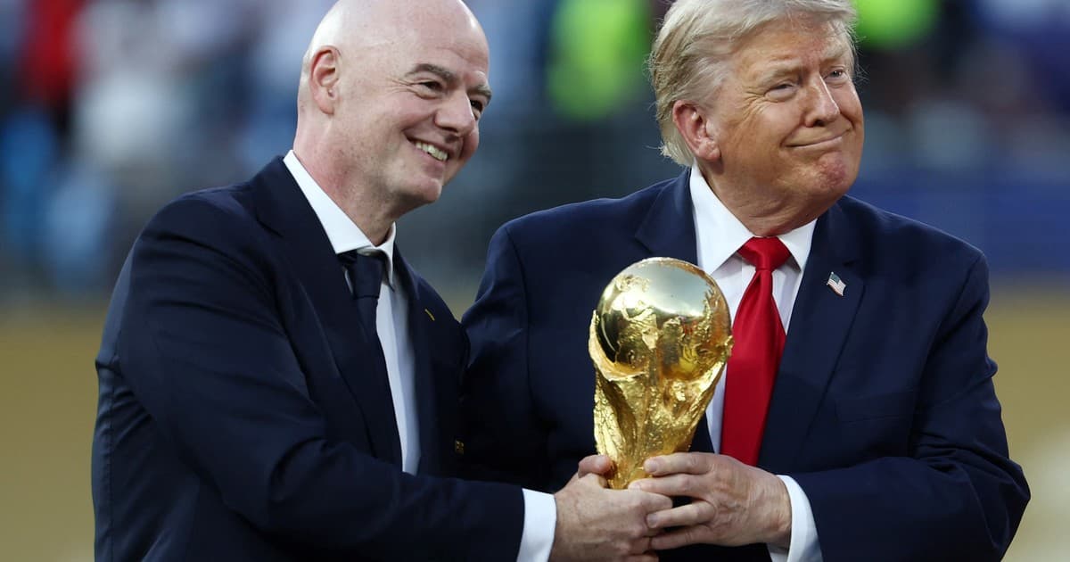 Infantino défend l'organisation du Mondial 2026 face aux critiques